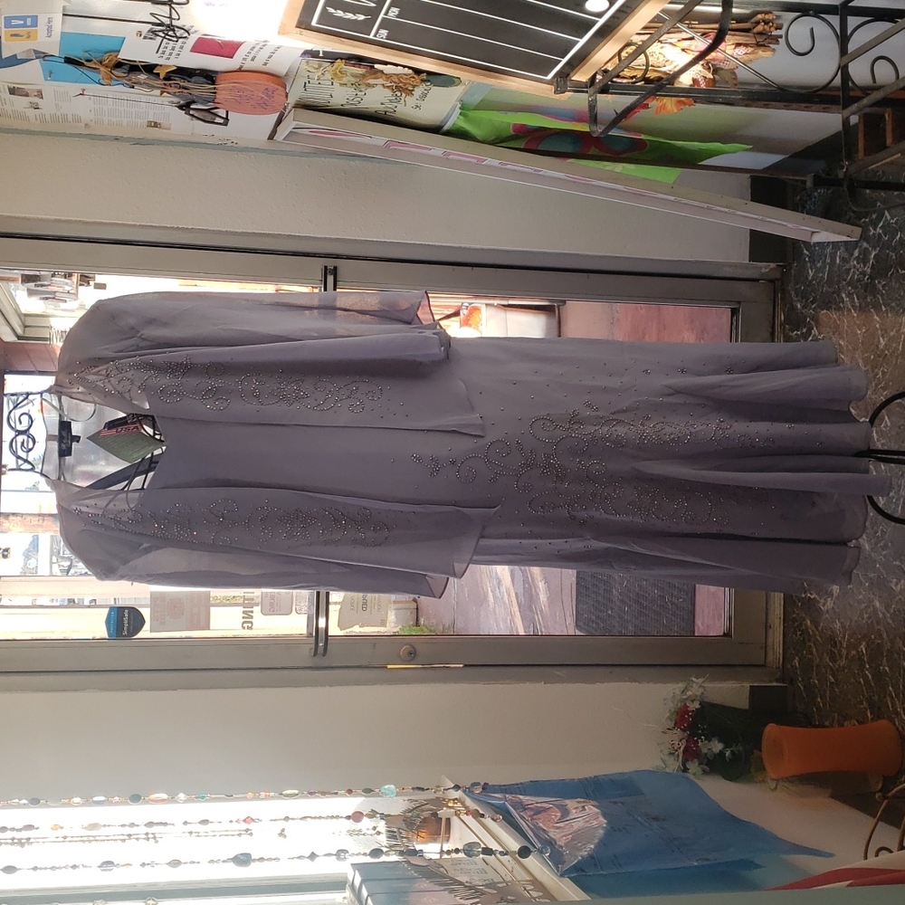Grey mother of the groom dress.
